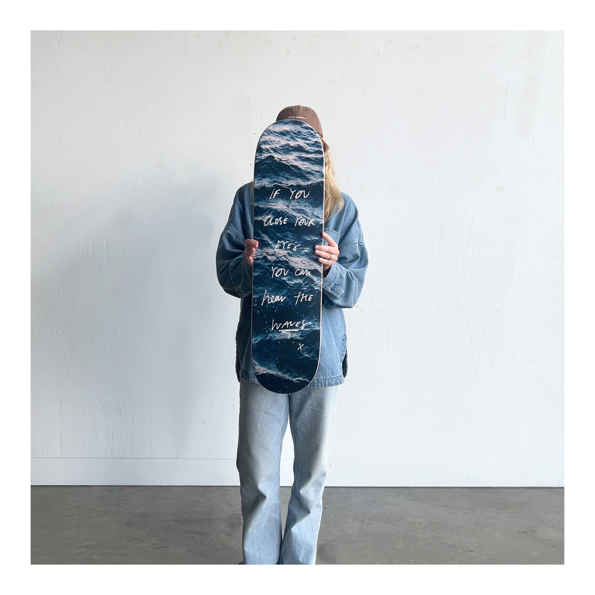 HEAR THE WAVES SKATEBOARD